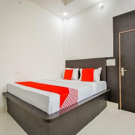 Oyo 43505 Hotel The White House Hisar ภายนอก รูปภาพ
